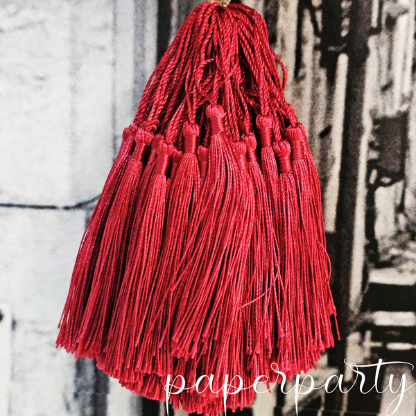 ciucuri decorativi de matase burgundy